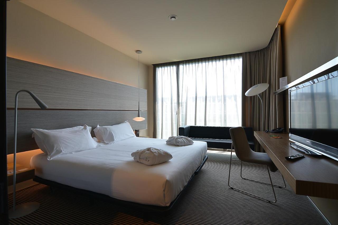 B Hotel Barcelona Luaran gambar