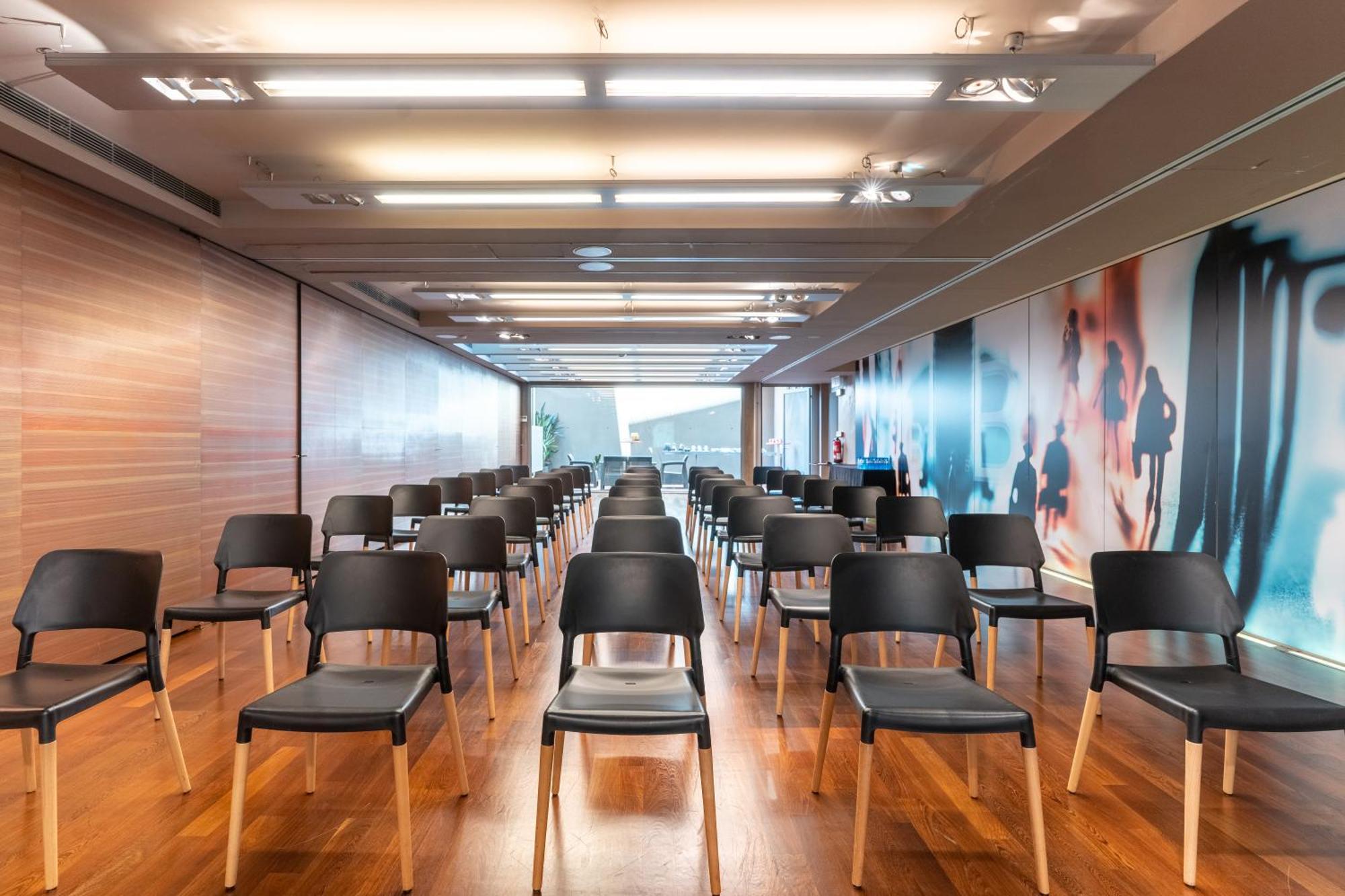 B Hotel Barcelona Luaran gambar