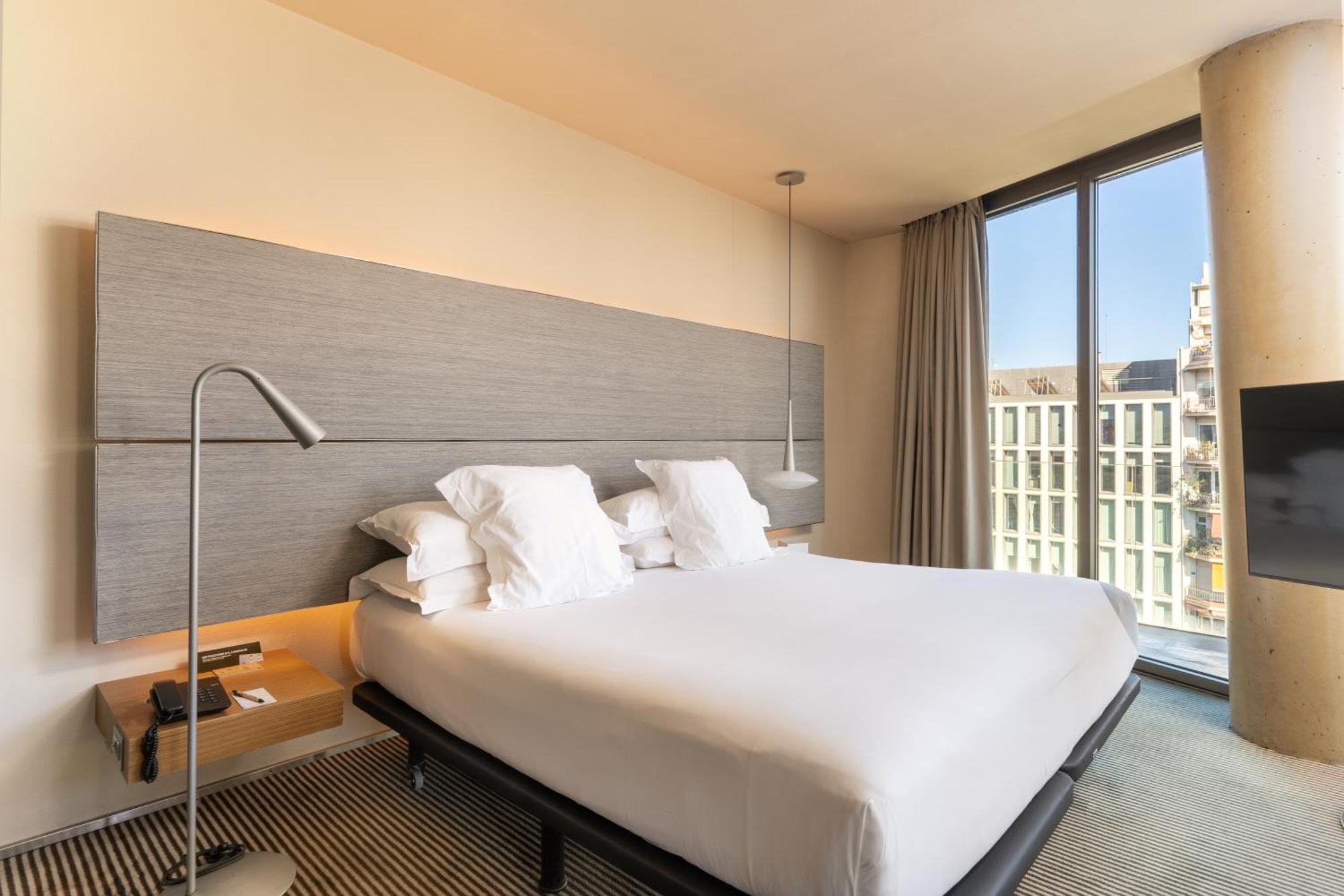 B Hotel Barcelona Luaran gambar