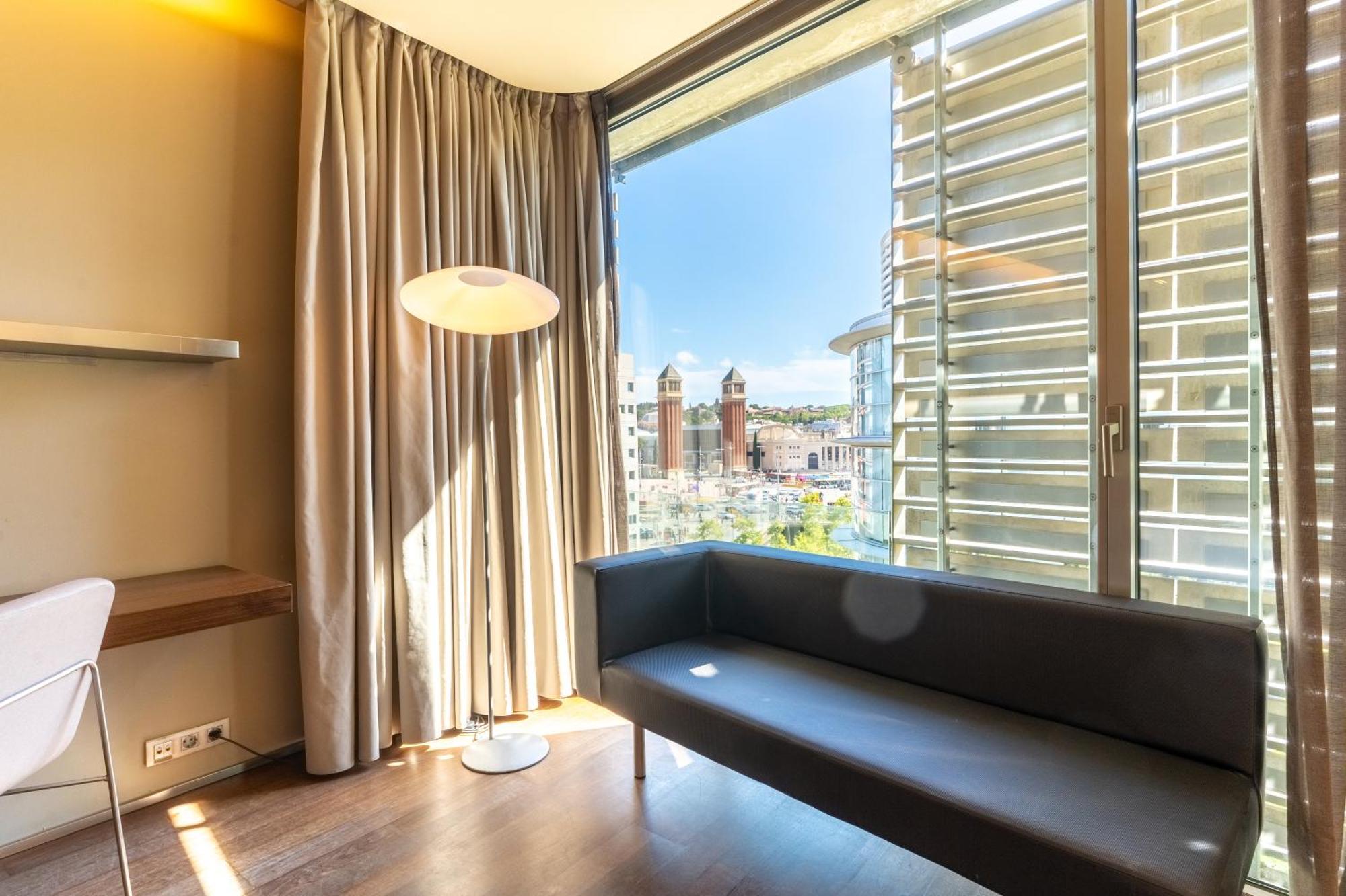 B Hotel Barcelona Luaran gambar