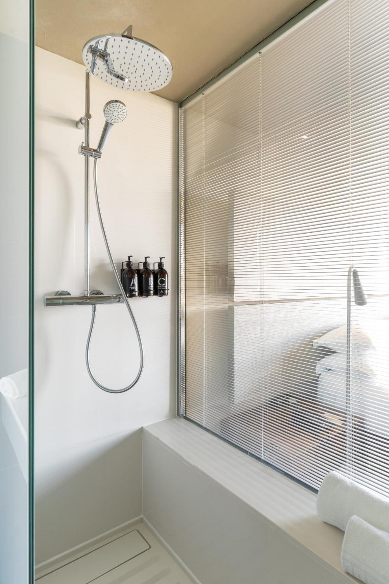 B Hotel Barcelona Luaran gambar
