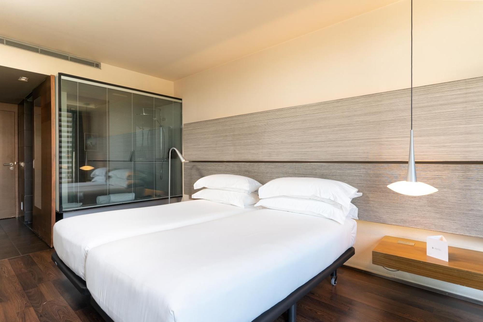 B Hotel Barcelona Luaran gambar