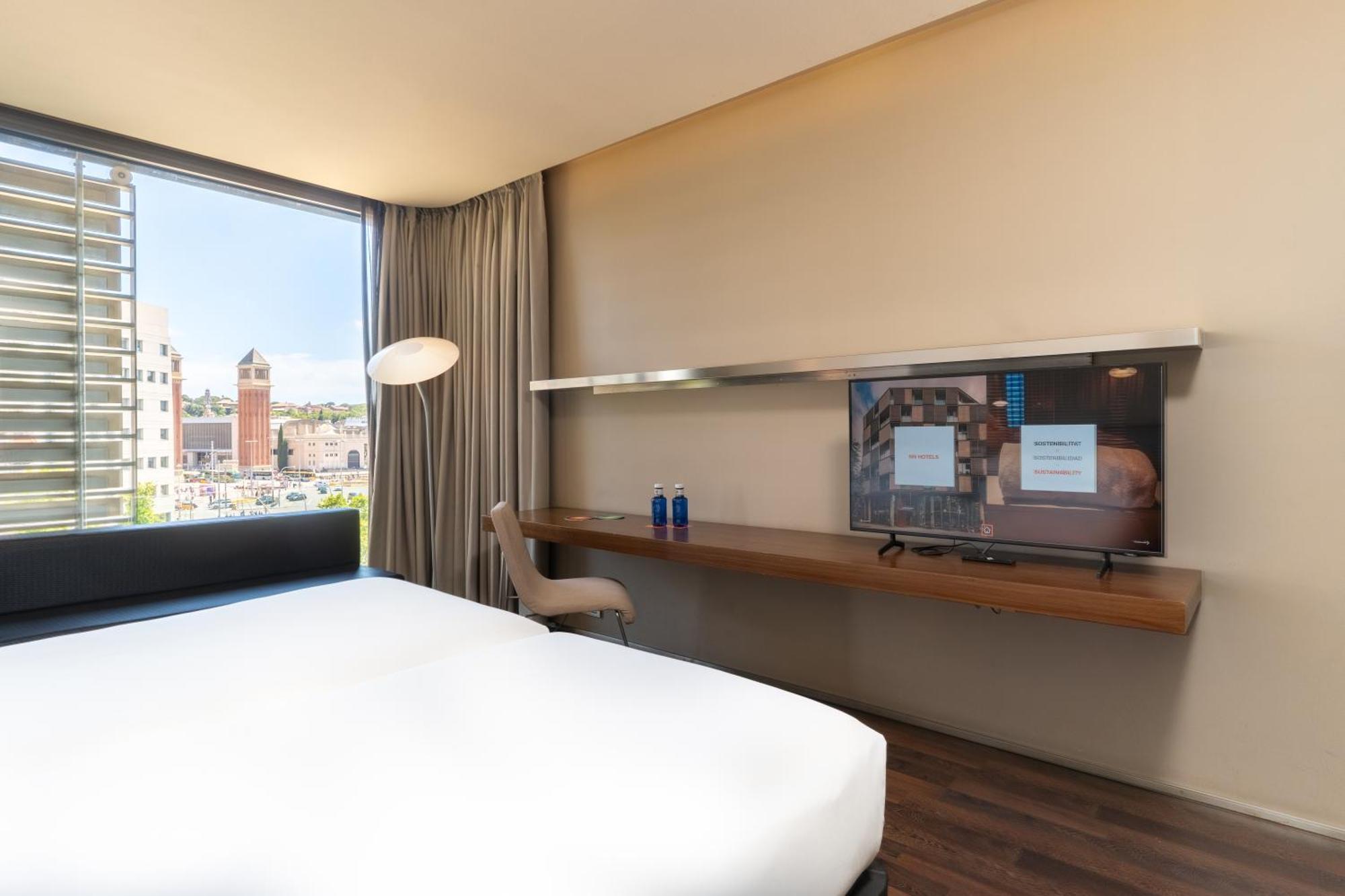 B Hotel Barcelona Luaran gambar